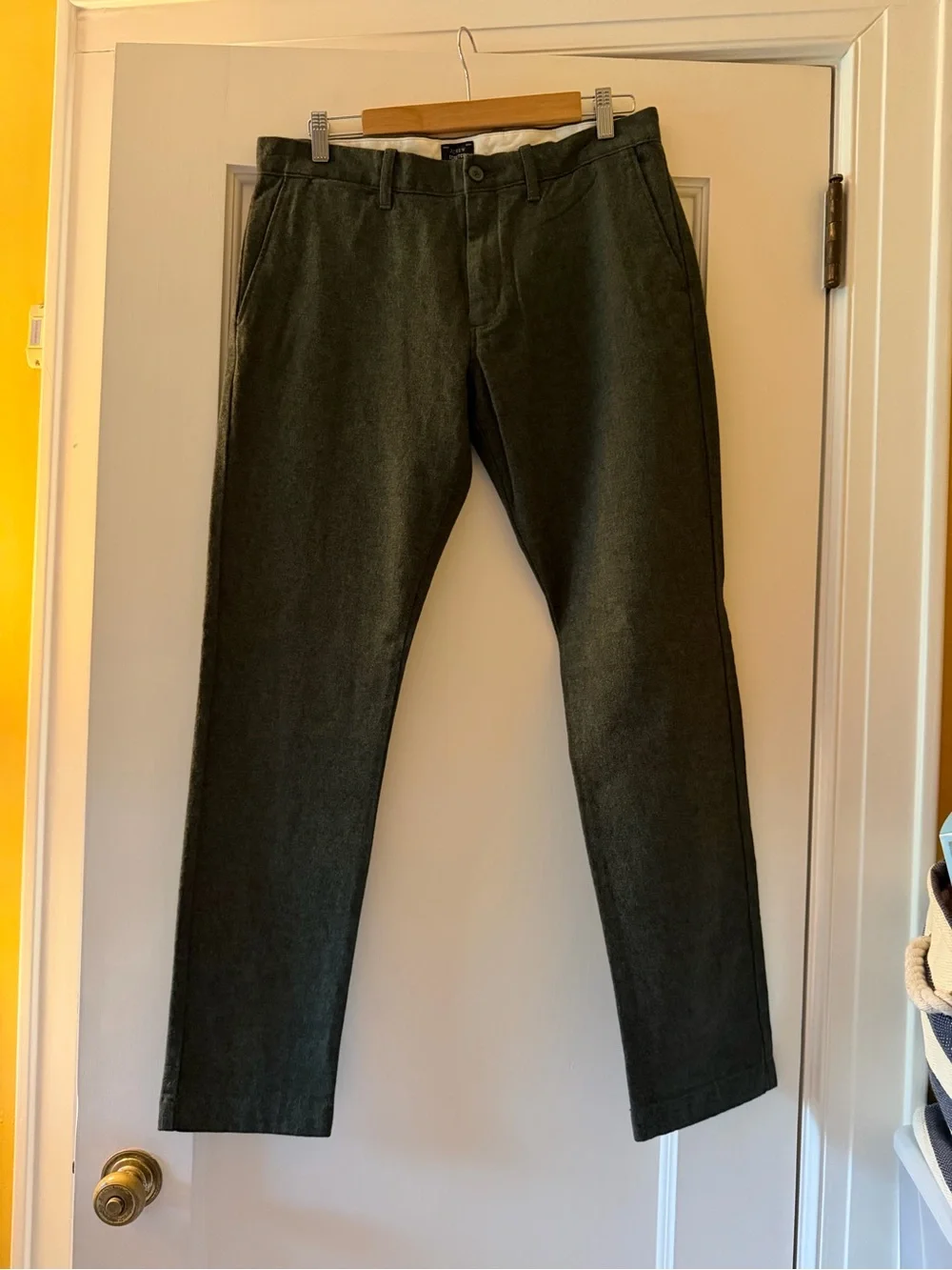 J. Crew slim fit stretch chino Charcoal 32 x 32